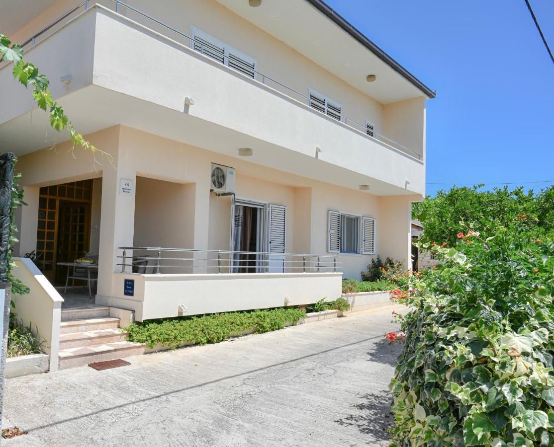 Apartment Damir Trogir Exterior photo